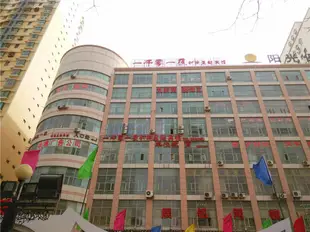 庫爾勒一千零一夜時尚主題賓館Yiqianlingyiye Fashion Theme Hotel