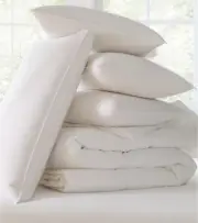 4 Pack Garnet Hill King Pillows 30384 Firm KG