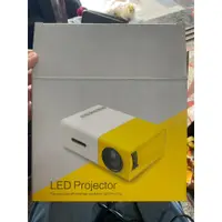 在飛比找蝦皮購物優惠-【吉兒二手商店】led projector 投影機 附 mi