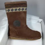 CLARKS Girls Toddler Genuine Suede Fur Warm Lined Boots Size 9.5 Brown NEW
