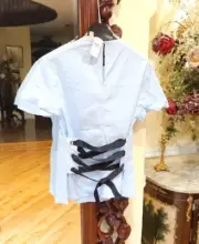Neiman Marcus Top women Sz 6 Light Blue Blouse