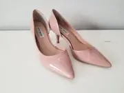 Steve Madden Camelot Ladies Size 8 Nude Patent Leather Pointed Toe Kitten Heels