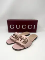 GUCCI G cut women light pink leather slides sandals size 39 brand new in box