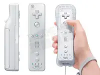 在飛比找Yahoo!奇摩拍賣優惠-Nintendo 任天堂新款 Wii 遙控器 Plus (白