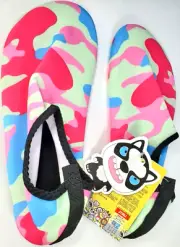 Beerus Size 8 (38/39) Bright Camouflage Slippers, Rubber Sole