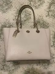 NWT Coach Chalk White Pebbled Leather Shoulder Bag Gold Chain Straps