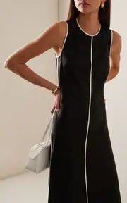 [Third Form] Contrast-Trimmed Crepe Maxi Dress