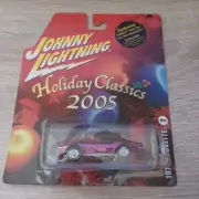 Johnny Lightning 1/64 Diecast 2005 Holiday Classics 1972 Corvette