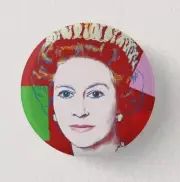 QUEEN ELIZABETH II - COMMEMORATIVE BADGE | BUTTON