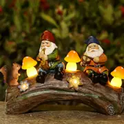 Garden Gnome Ornament Solar Statue Light Resin Gnome Figurine LED Mushroom Light