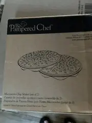 The Pampered Chef Microwave Chip Maker Set of 2 #1241 New w/Original Box.