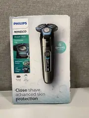 Philips Norelco 7100 Cordless Rechargeable Electric Shaver