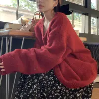 在飛比找樂天市場購物網優惠-ANNAS 韓國慵懶V領毛衣 紅色 黑色 軟軟毛衣 長版 顯
