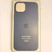 Original Apple iPhone 15 Plus Silicone Case Magsafe - Navy Blue