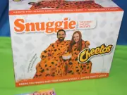 All Star Cheetos Snuggie Huge soft Fleece Blanket With Sleeves 71 x 54 In Box