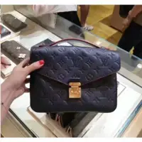 在飛比找蝦皮購物優惠-二手LV M44071 POCHETTE MÉTIS 單肩斜