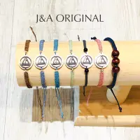在飛比找蝦皮購物優惠-《J&A ORIGINAL 》品牌防水蠟繩編手環 手工手環 