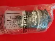 BlenderBottle Classic V2 Shaker Bottle Perfect for Protein Shakes 20-Ounce Clear