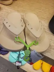 CROCS CLASSIC FLIP V2 SHITAKE MENS 10 WOMENS 12- NEW SHIPS FAST!!!