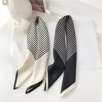 在飛比找樂天市場購物網優惠-新款小香風氣質絲巾條紋方巾簡約韓版黑白職業小領巾