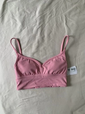 Lululemon Workout Sport Bra top size 4 A/B Pink