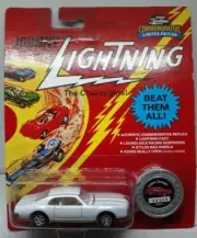 Johnny Lightning Oldsmobile Custom Toronado Ltd. Ed. 1995 The Challengers/China