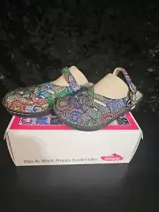 Alegria By PG Lite Leather Clogs W/backstrap Freesia 38
