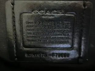 COACH 馬車LOGO F79609 緹花PVC前口袋托特肩背包(卡其黑)