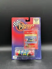 1999 WINNERS CIRCLE Jeff Gordon 1994 DuPont NEW, Sealed