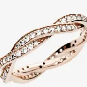 *BRAND NEW* Pandora Sparkling Twisted Lines Ring 180892CZ