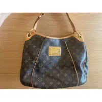 在飛比找蝦皮購物優惠-LV M56382 經典Monogram花紋GALLIERA