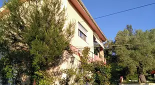 Possidi family house with parking, garden and AC