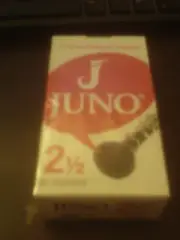 Juno Bb Clarinet Reeds 2-1/2 Strength Box of 10 for Students