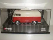 Corgi Classics 06901 Volkswagen VW T1 Van Red / White Scale 1:43