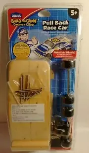 SEALED LOWE'S BUILD & GROW PULL BACK RACE CAR WOODEN TOY KIT / NEW