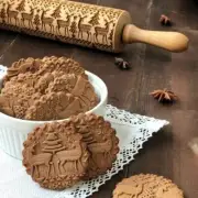 NEW Wooden Embossing Christmas Rolling Pin Dough Engraved Roller Baking Cookies