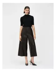 [Veronika Maine] Essential Short Sleeve Knit in Black
