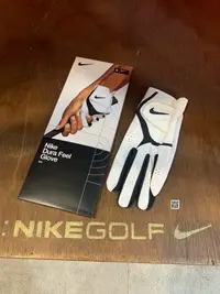 在飛比找Yahoo!奇摩拍賣優惠-全新 Nike Golf 女士高爾夫手套 左手單支 練習專用