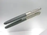 在飛比找Yahoo!奇摩拍賣優惠-極罕見全新未上墨 美國原廠 PARKER派克21型鴿灰桿鋼筆