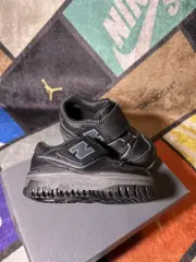 New Balance 550 Bungee Lace with Top strap Size 4 Infants