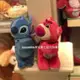 Sammi香港迪士尼代購—玩具總動員 草莓味熊抱哥 /史迪奇 夾窗簾/門簾 絨毛娃娃