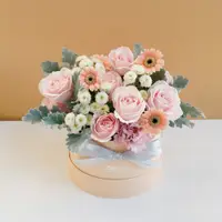 在飛比找誠品線上優惠-CNFlower西恩 粉白花宴 鮮花禮盒 送禮 買花 鮮花 
