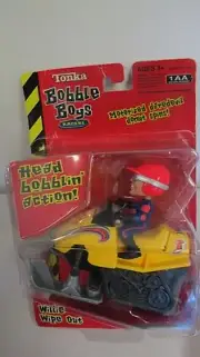 VTG TONKA BOBBLE BOYS RACERS WILLIE WIPE OUT HEAD BOBBLIN ACTION SNOW MACHINE