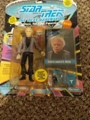 STAR TREK NEXT GENERATION FINAL FRONTIER FIGURINE ADMIRAL LEONARD MCCOY