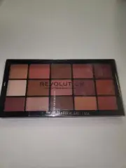 Makeup Revolution Reloaded Eyeshadow Palette Newtrals2