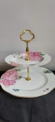Royal Albert Miranda Kerr Friendship 2-Tiered Serving Tray