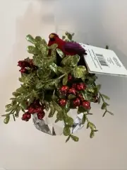 Ganz Kissing Krystals Cardinal Christmas Mistletoe Red Ornament Faceted 6”