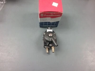 Fuel pump for a Johnson or Evinrude outboard motor 433389, 438558