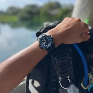 LUMINOX 雷明時Leatherback Sea Turtle Giant革龜運動腕錶 - 藍黑