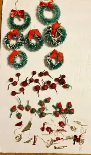15 Unique Raffia Berries,7 Sm Sisal Wreaths,18 Glassy Berries, 18 Mini Ornaments